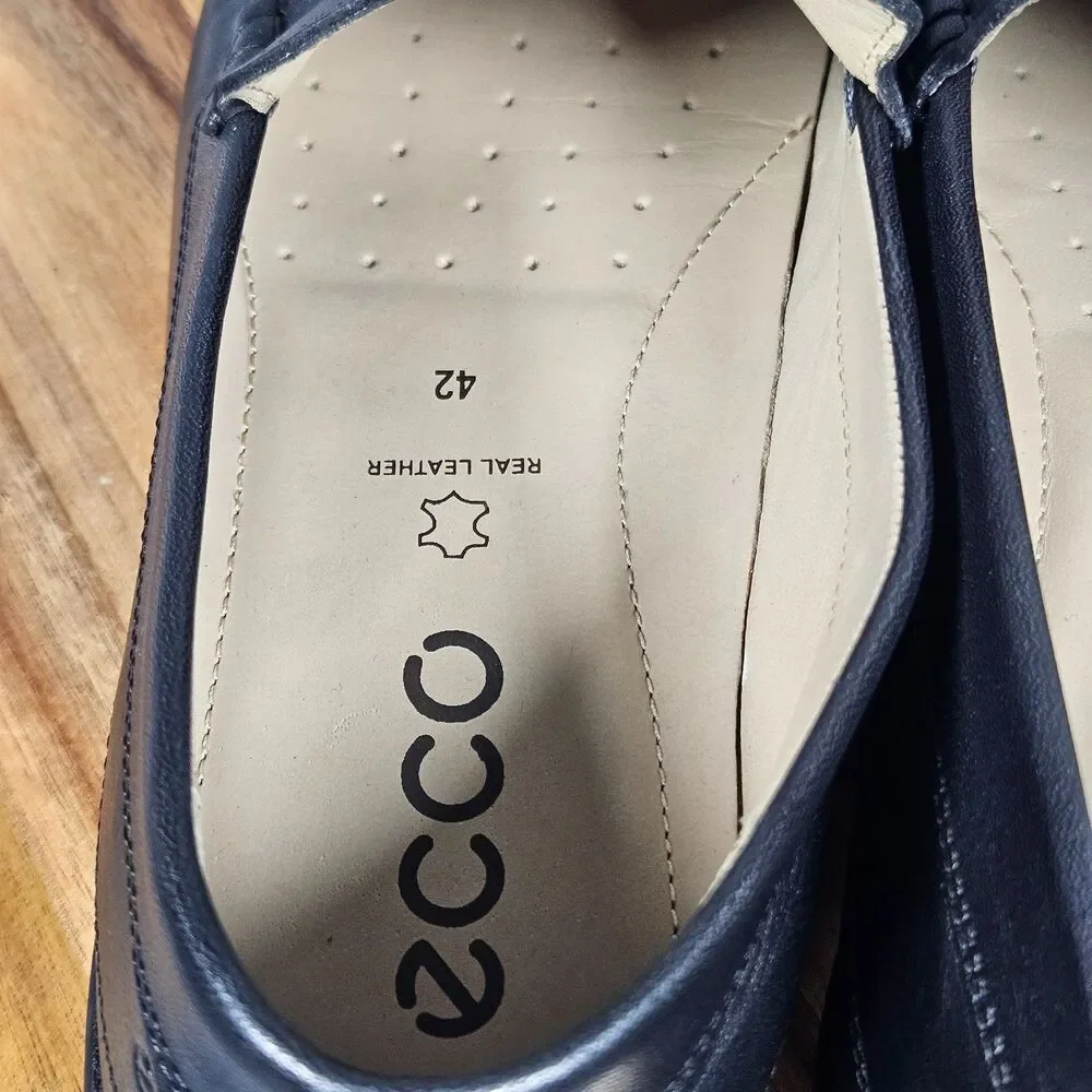 ECCO Classic Moc 2.0 Loafers Men's Size EU 42 US 8-8.5 Black Slip On Leather